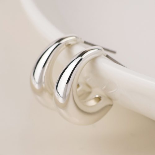 POM Silver Plated Smooth Curve Earrings